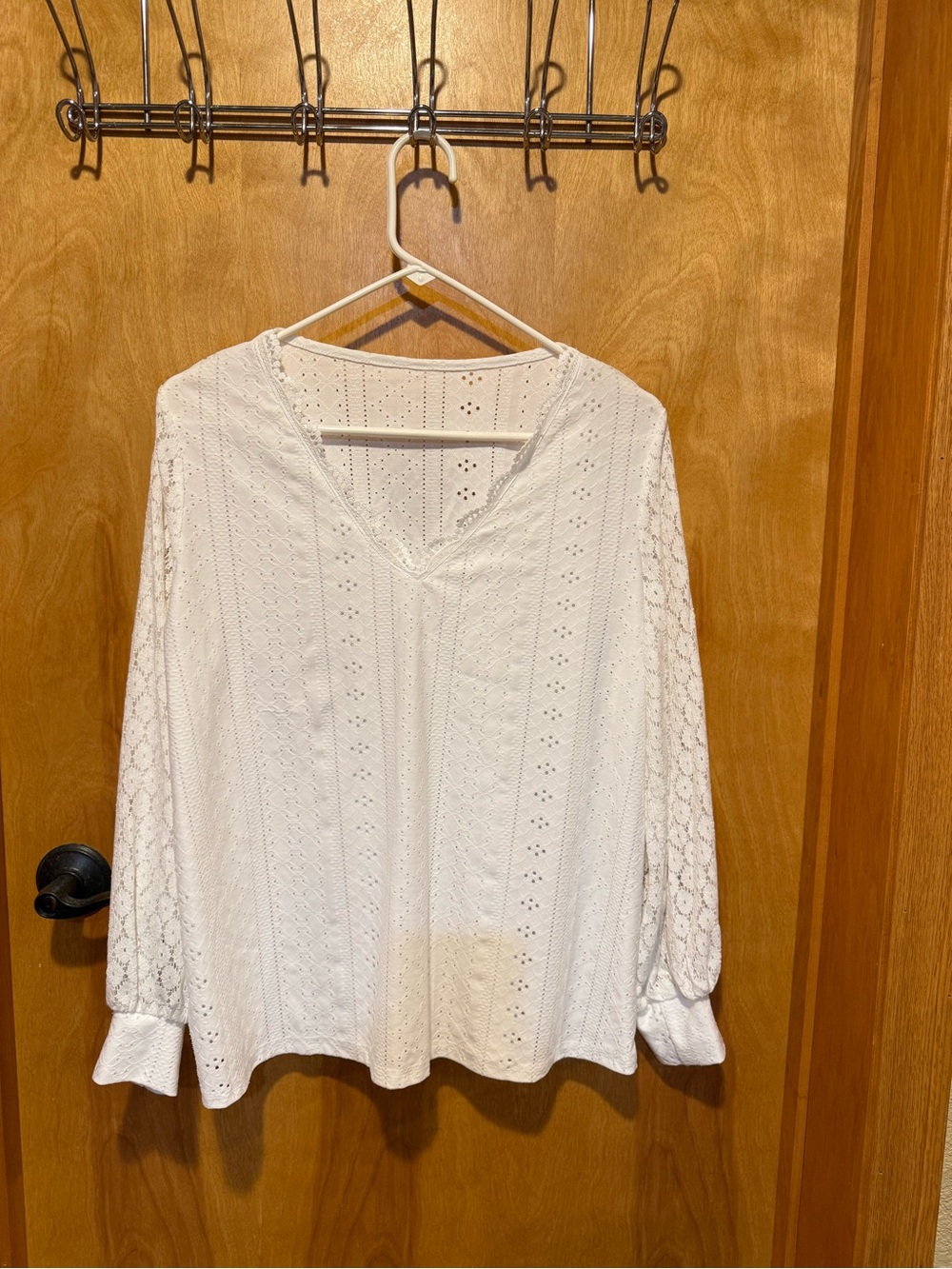 Women’s White Eyelet V-Neck Long Sleeve Top